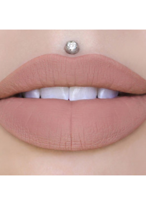 Jeffree Star Cosmetics Velour Liquid Lipstick Mannequin